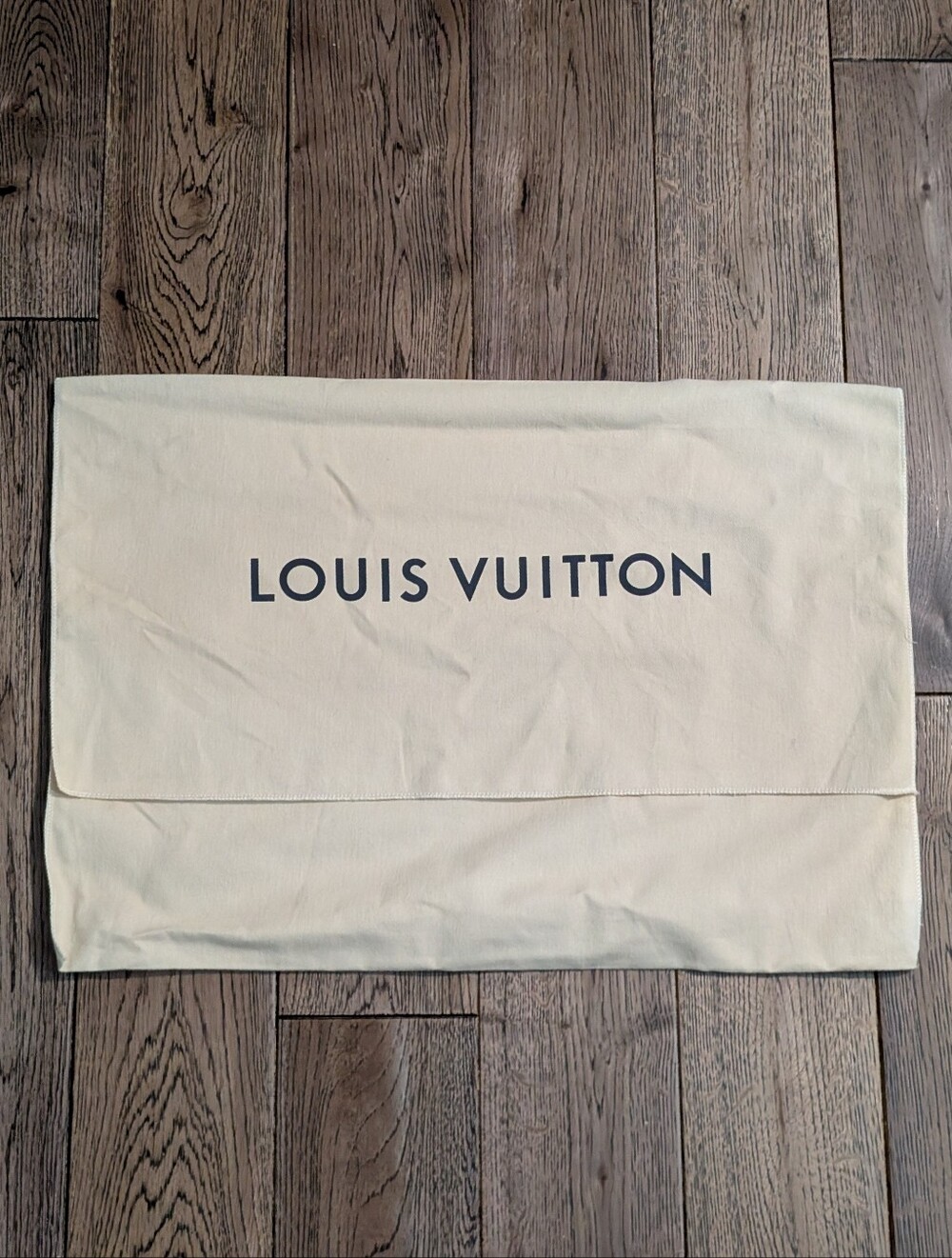 Like New! Louis Vuitton Large Dust Bag